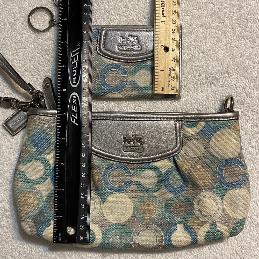 Coach Madison Wristlet Set - Picture 3 of 12